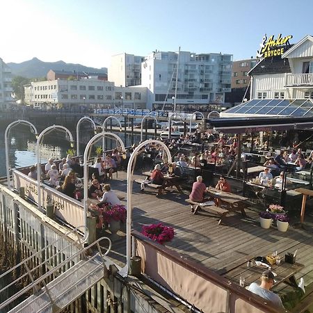 Anker Brygge Svolvær Exterior foto The restaurant in 2016
