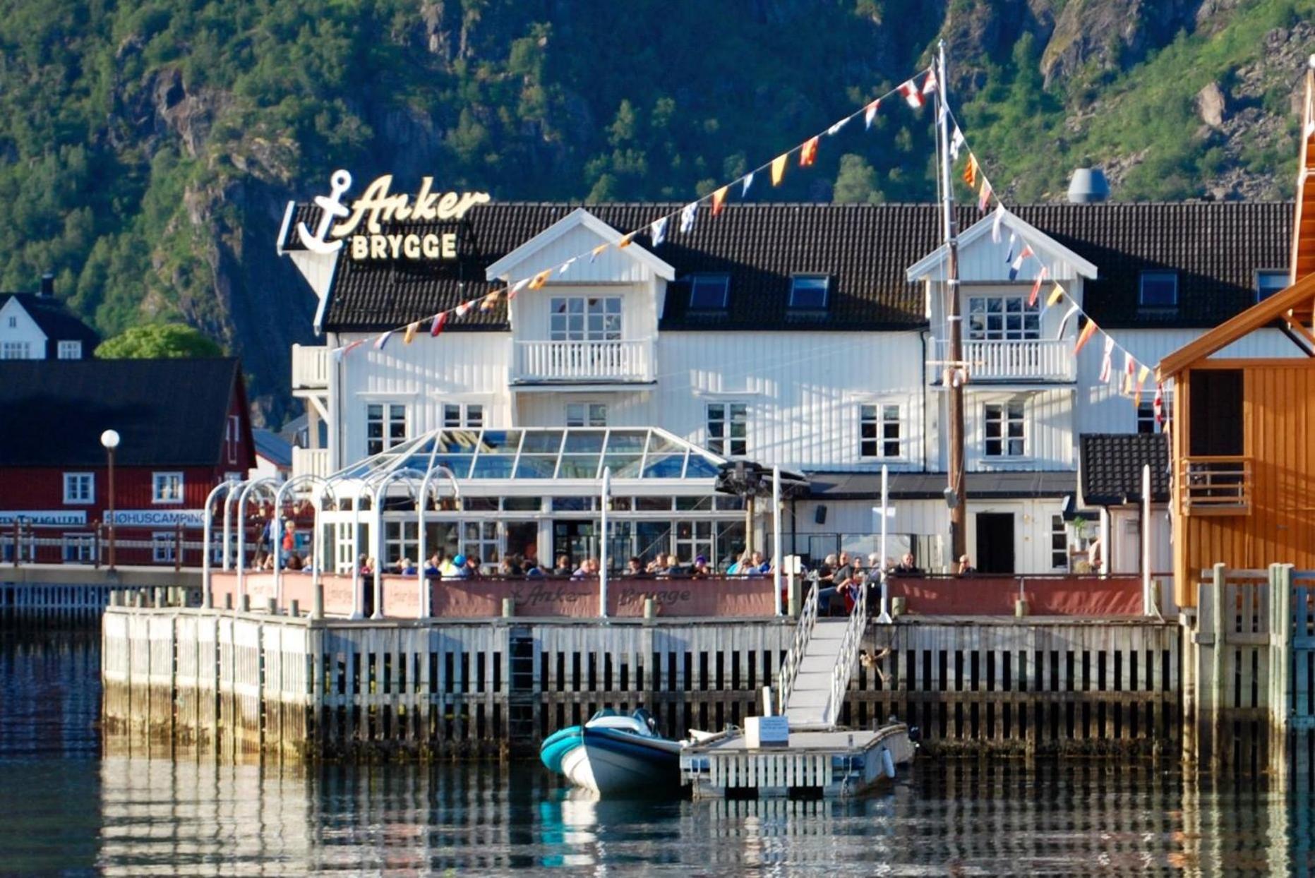 Anker Brygge Svolvær Exterior foto
